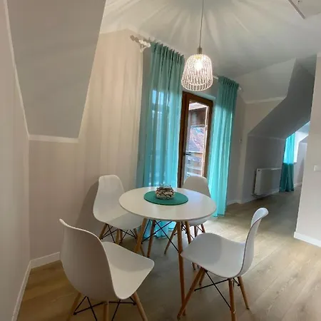B&B Home Πανσιόν